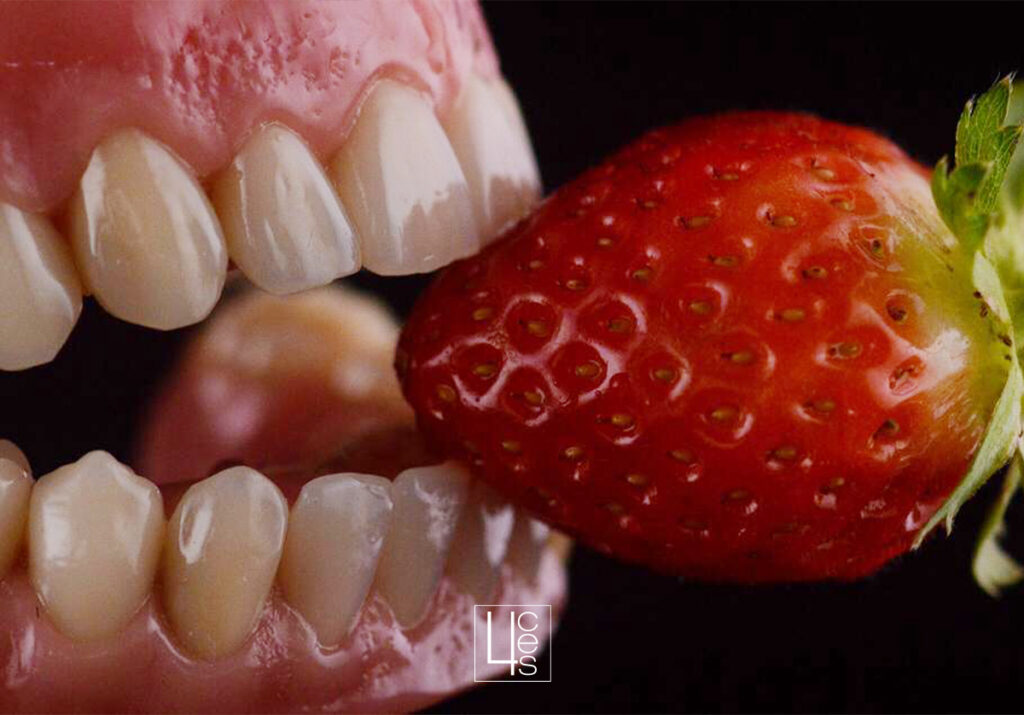 puenteseimplantesdentales catroces web