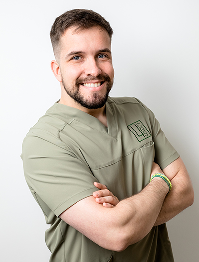 victor casanova 400x526